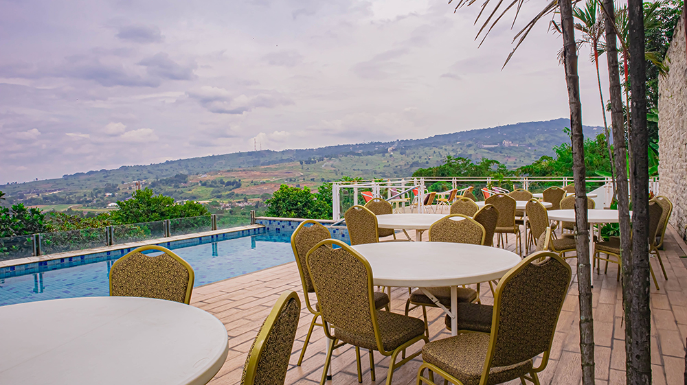 Interior Meeting Room Ole Suites