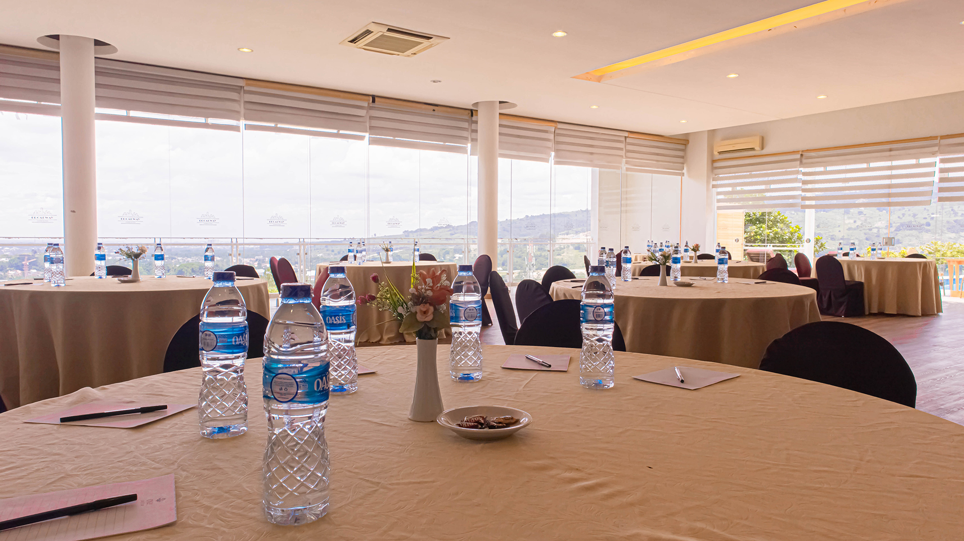 [Imej Ruang Mesyuarat Syarikat di Sentul Bogor]