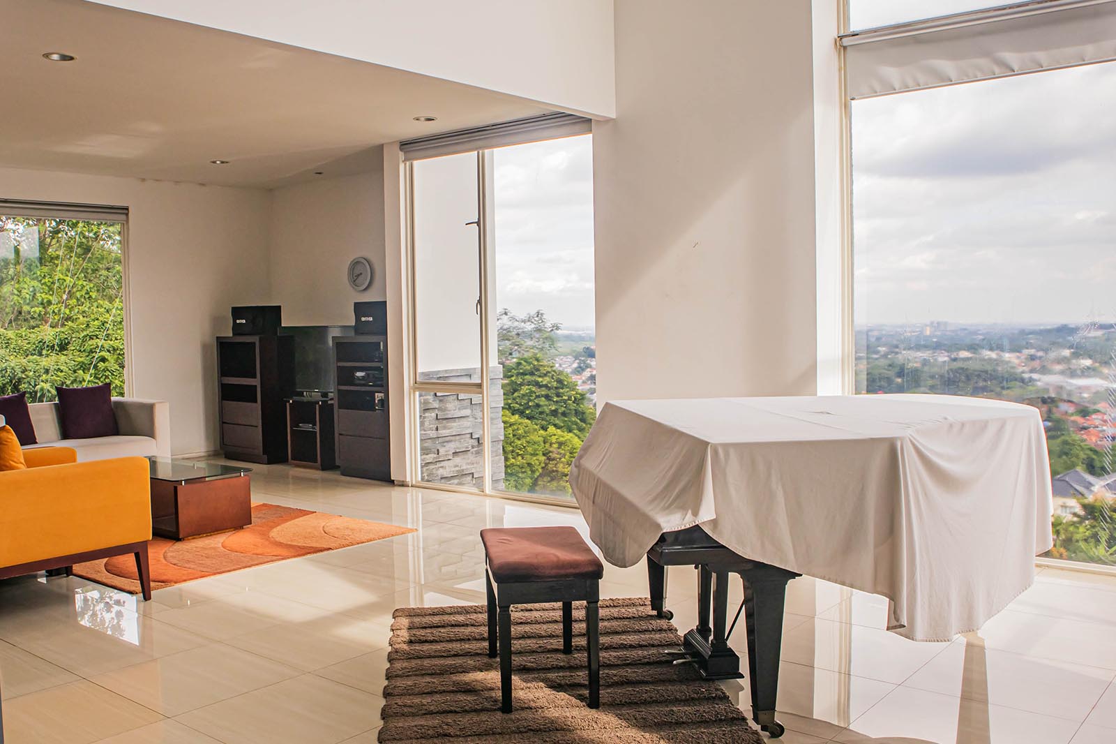 Living Room ole suites sentul bogor vila