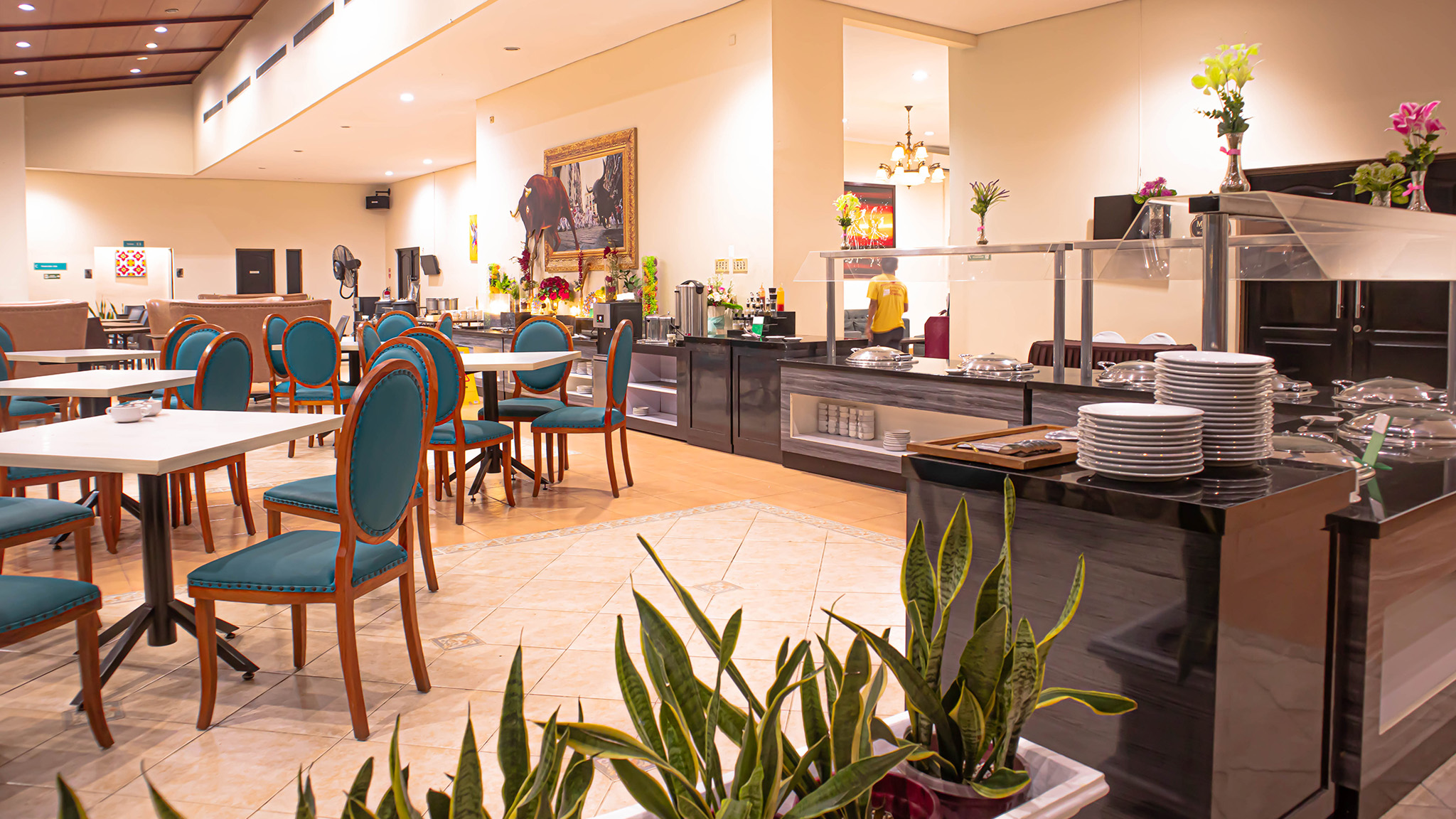 el toro Restaurant ole suites